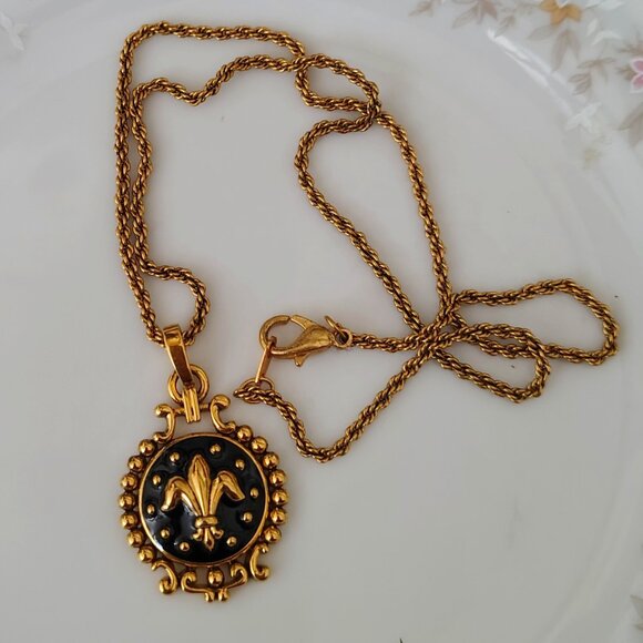 Vintage Estate Fleur- De- Li Necklace Pendant Non-Magnetic Chain 16" - Picture 2 of 5